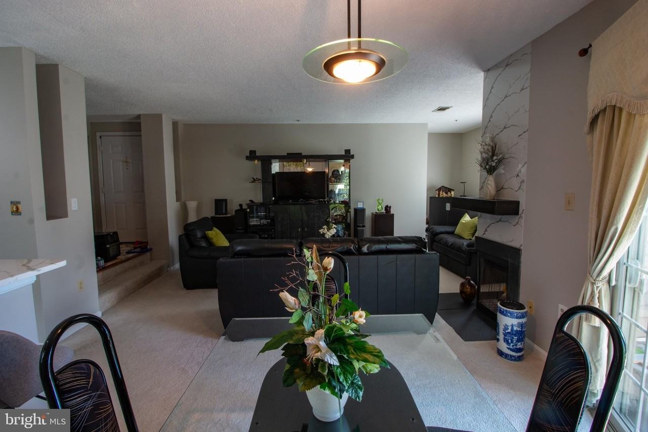 265 S Pickett St #301 - Photo 5 of 21