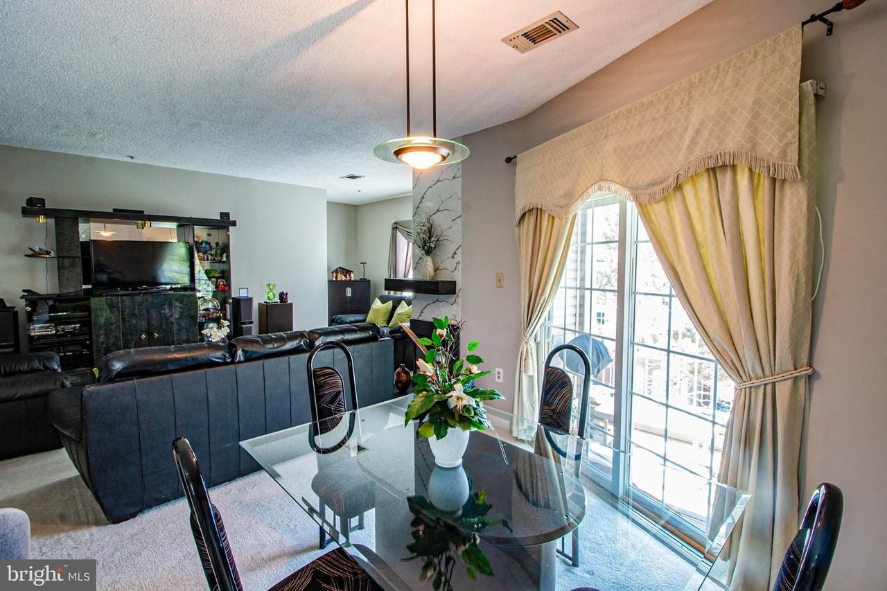265 S Pickett St #301 - Photo 6 of 21