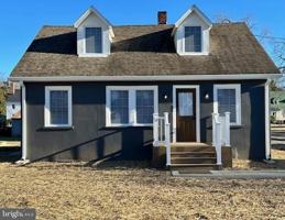 featured image of 235 Main St