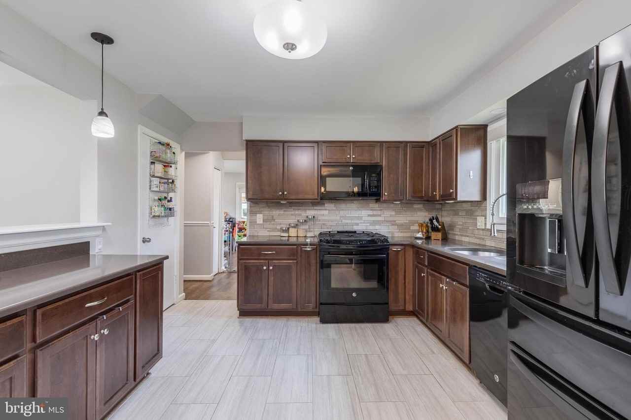 6006 Rivanna Dr - Photo 2 of 22