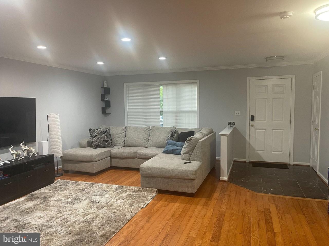 13150 Ashnut Ln - Photo 3 of 10