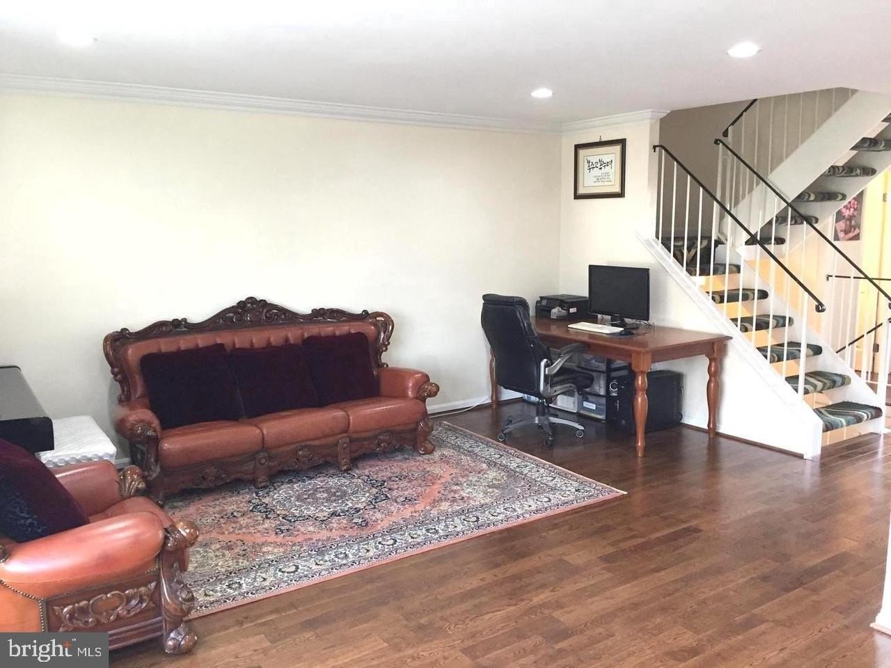 5408 Helm Ct - Photo 5 of 26