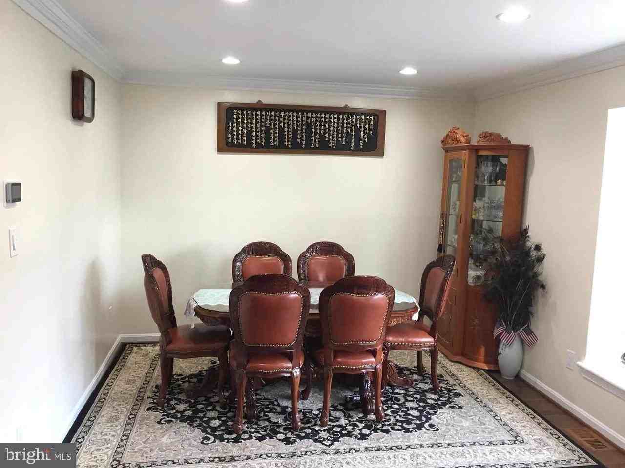 5408 Helm Ct - Photo 6 of 26