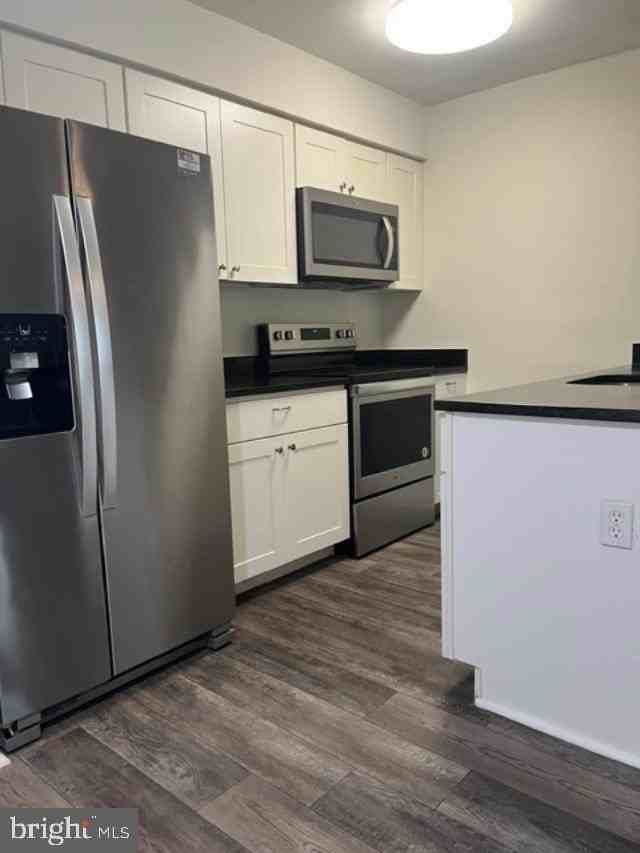 8607 Beekman Pl #7B - Photo 2 of 13
