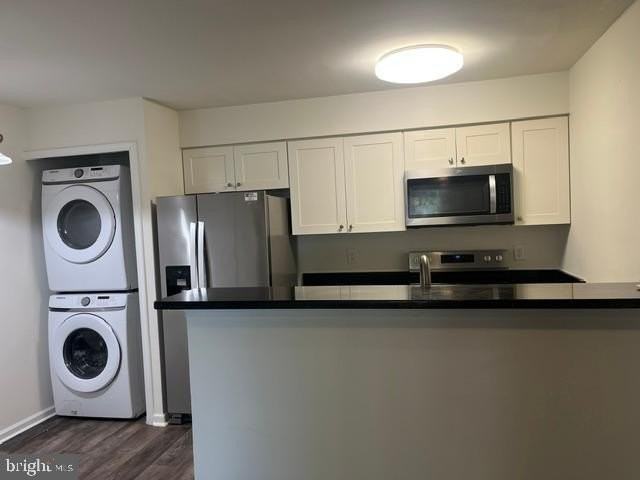 8607 Beekman Pl #7B - Photo 3 of 13