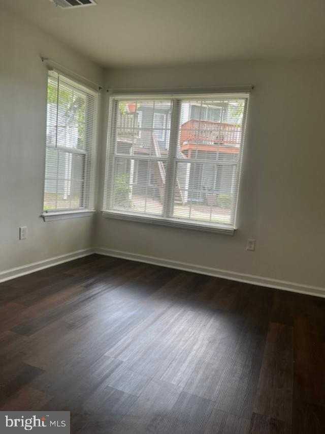 8607 Beekman Pl #7B - Photo 6 of 13