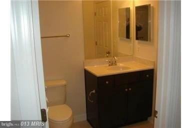 1709 Taymount Ter Ne - Photo 6 of 33