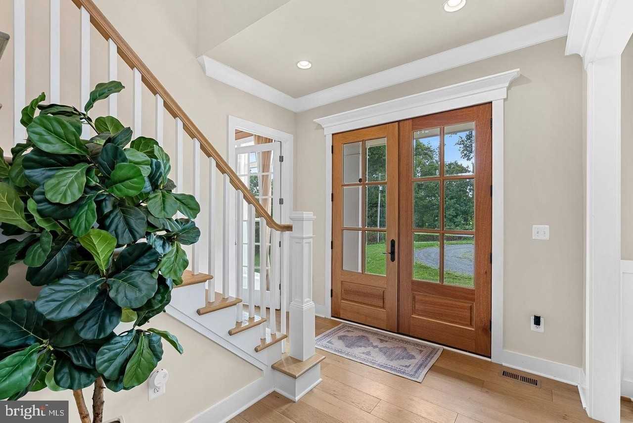 38149 John Wolford Rd - Photo 3 of 50