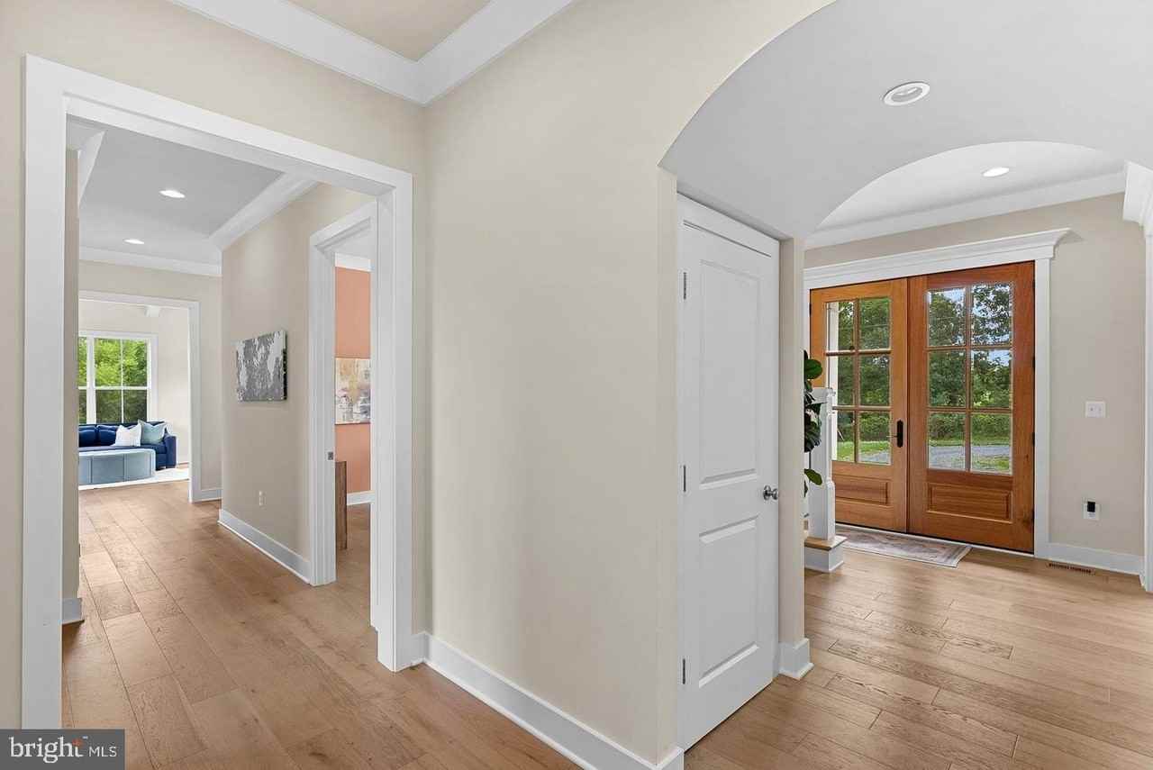 38149 John Wolford Rd - Photo 4 of 50