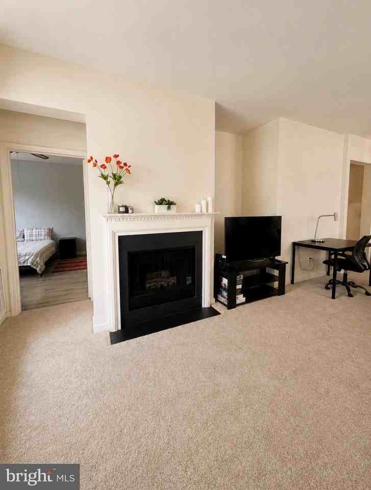 45091 Brae Ter #103 - Photo 6 of 17