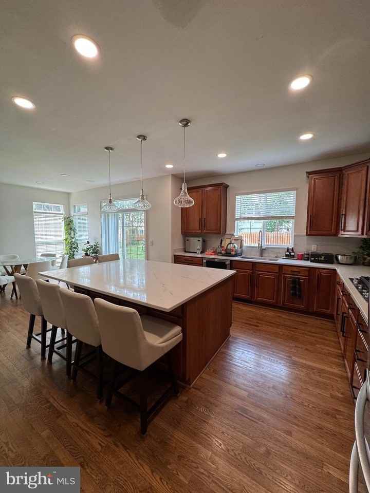 5980 Twin Branch Ct - Photo 6 of 10
