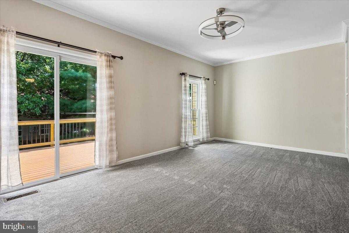 11260 Kessler Pl - Photo 7 of 29