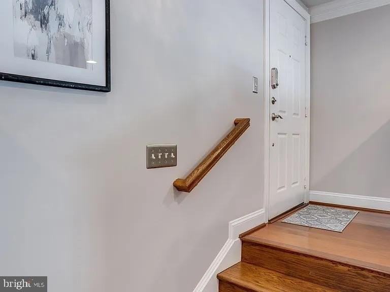 2322 Merseyside Dr - Photo 2 of 40
