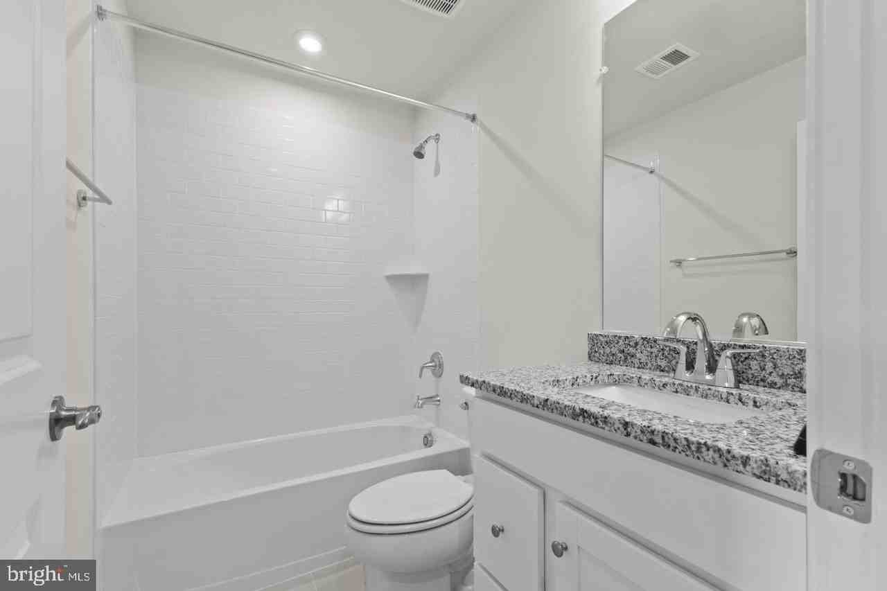 8979 Katherine Johnson Ave - Photo 7 of 27