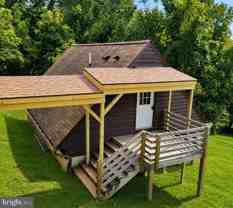 12 Stecher Ct #B - Photo 1 of 1