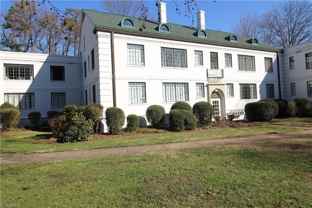 1700 B7 Elm Street - Photo 1 of 1