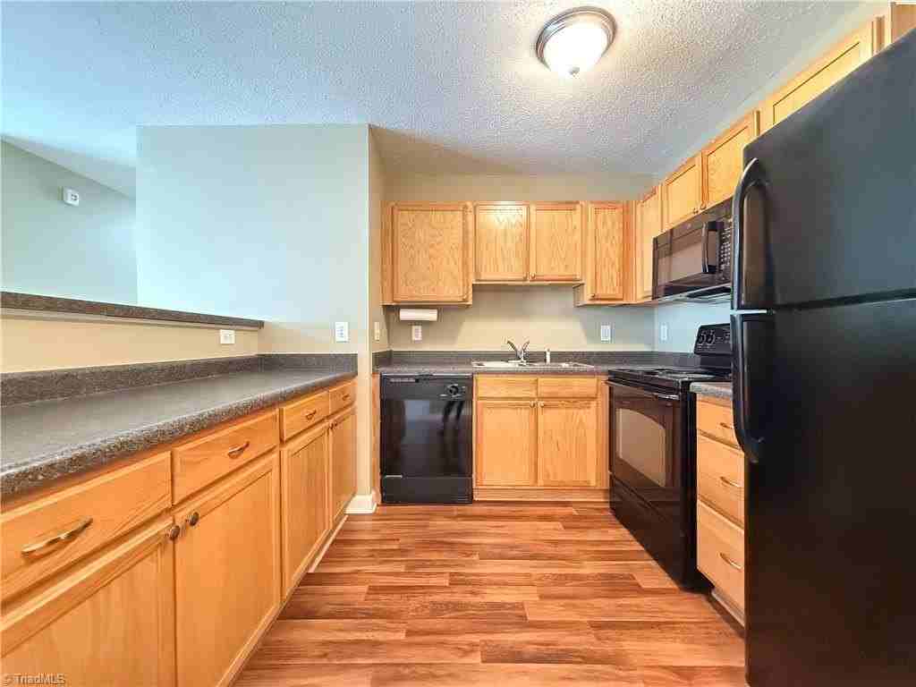 1860 Crest Hollow Dr #203 - Photo 2 of 13