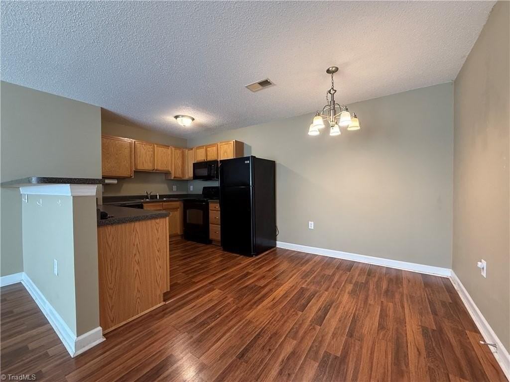 1860 Crest Hollow Dr #203 - Photo 4 of 13