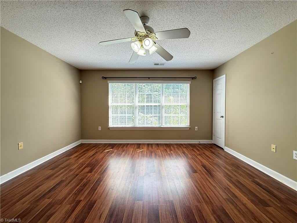 1860 Crest Hollow Dr #203 - Photo 5 of 13