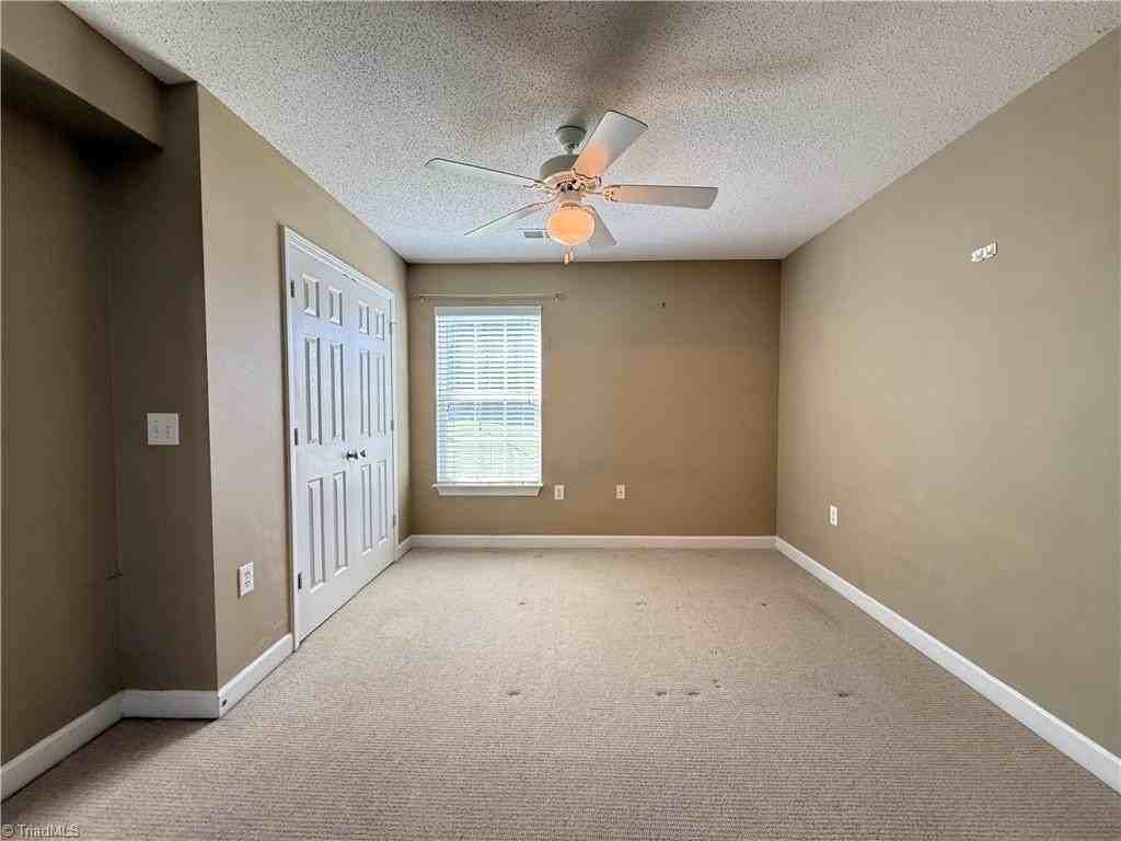 1860 Crest Hollow Dr #203 - Photo 7 of 13