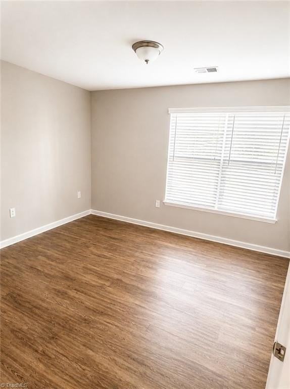 923 Windcastle Ln #103 - Photo 4 of 8