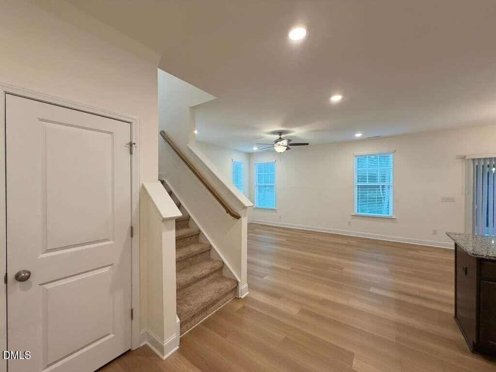 109 Steel Springs Ln - Photo 4 of 20