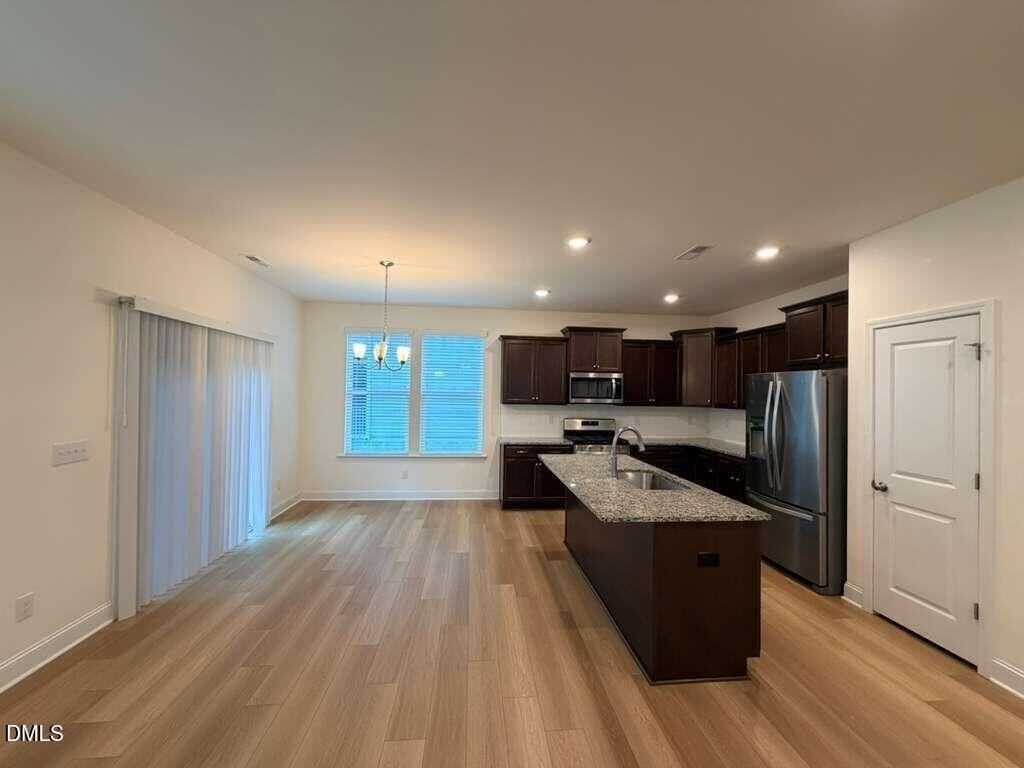109 Steel Springs Ln - Photo 5 of 20