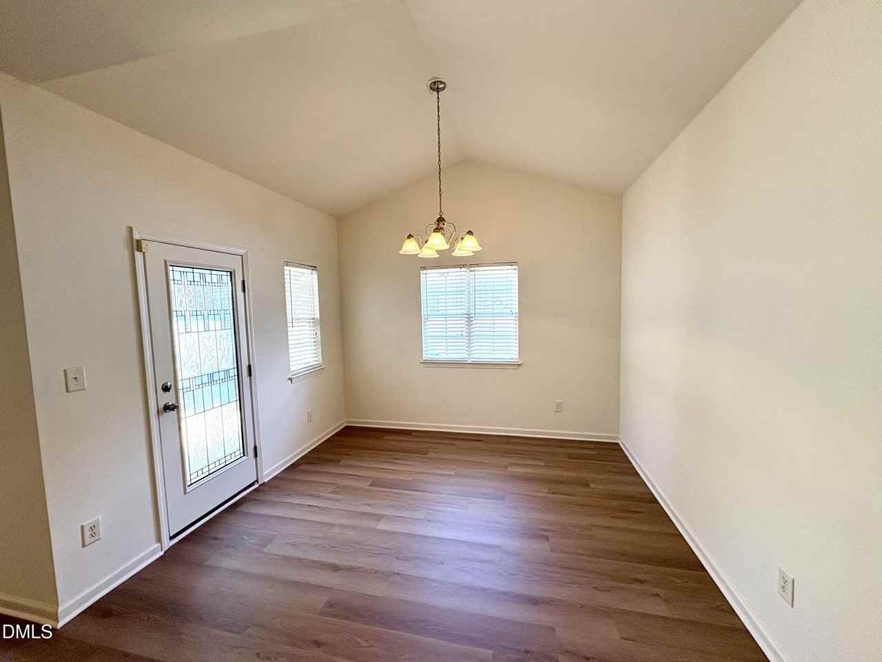 255 Plaza Dr #E - Photo 6 of 16