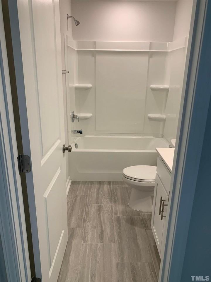 608 Hortons Creek Rd - Photo 5 of 28