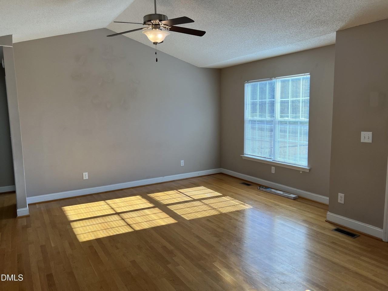 3803 Freeman Rd - Photo 3 of 13