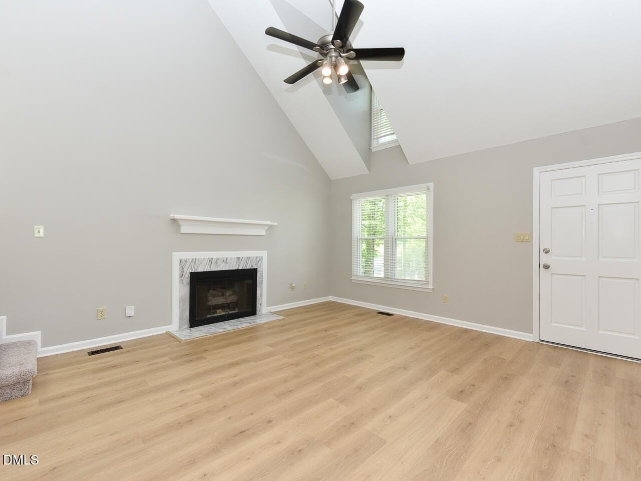 4916 Royal Adelaide Way - Photo 3 of 21