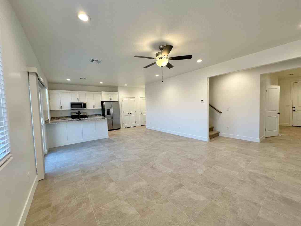 121 N 2480 W - Photo 4 of 16