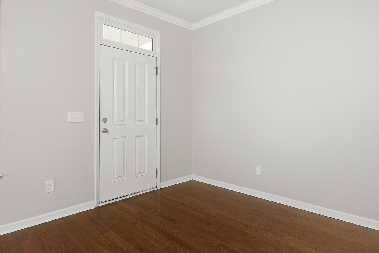 4937 W Liberty Park Cir - Photo 3 of 8