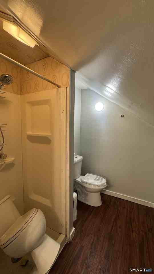 1012 Dixwell Ave - Photo 3 of 3