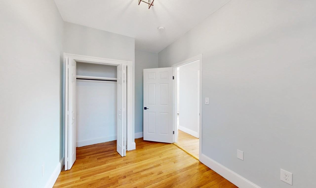 184 Highland St #2 - Photo 7 of 12
