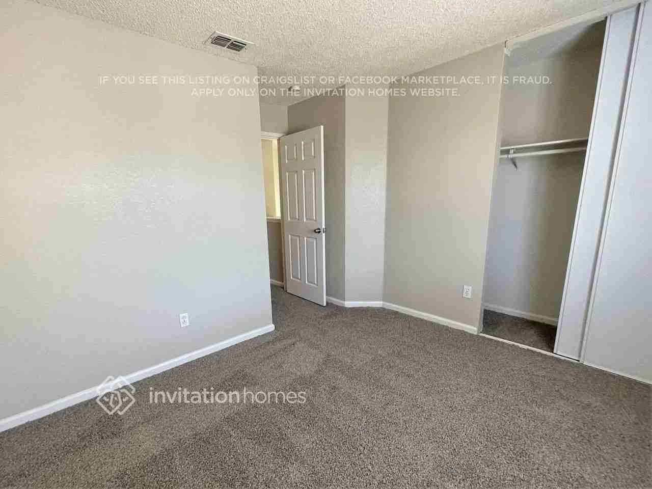 910 Edgewood Cir - Photo 7 of 11
