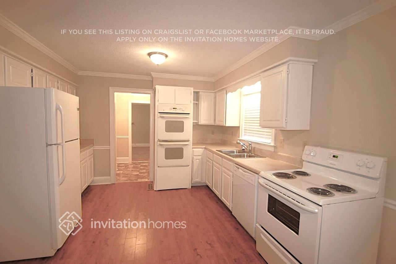 4830 Parkview Mine Dr - Photo 3 of 12