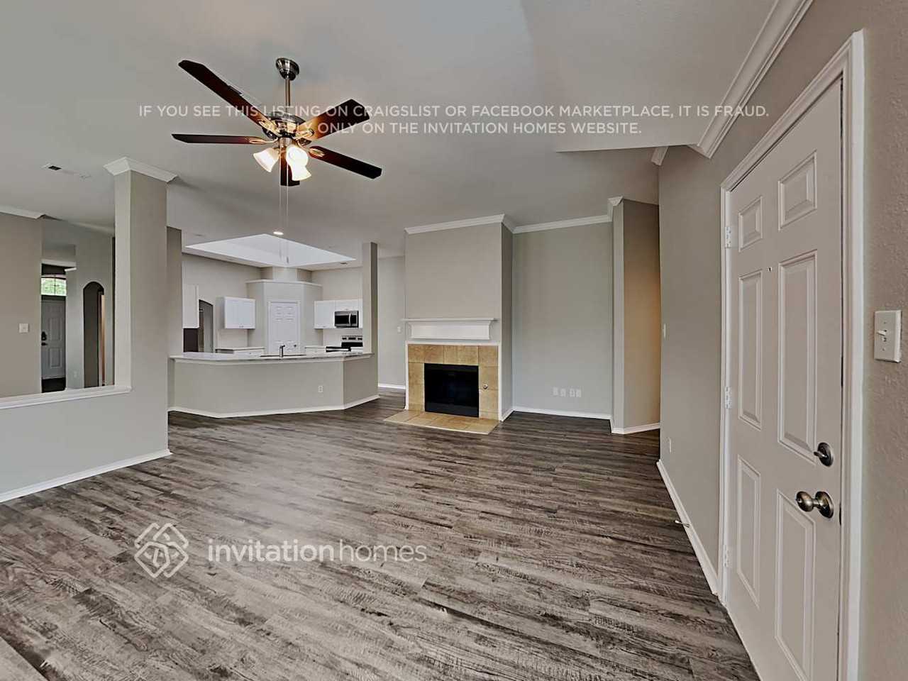10009 Chadbourne Rd - Photo 3 of 17