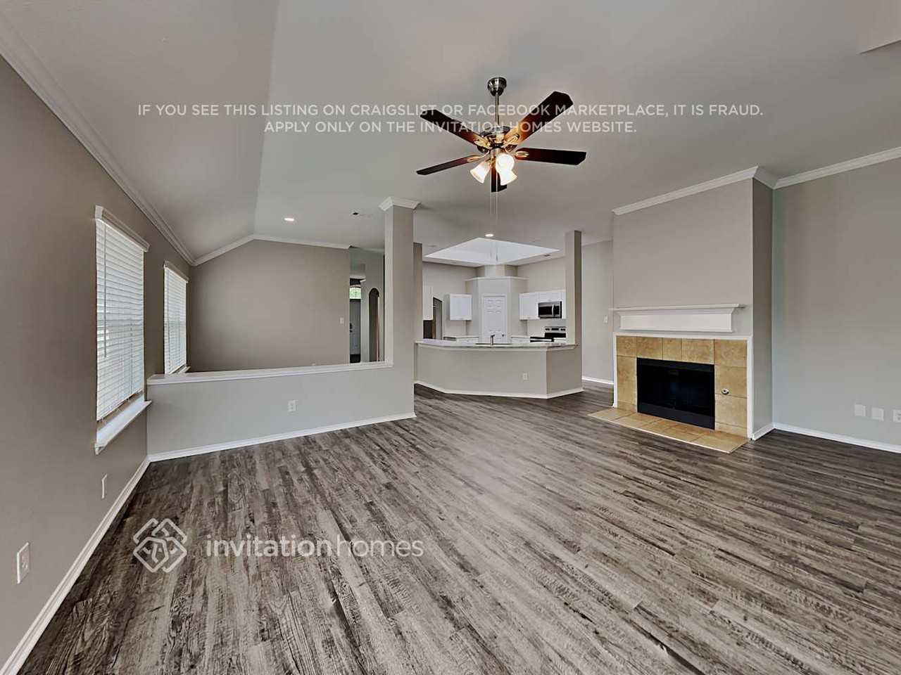 10009 Chadbourne Rd - Photo 4 of 17