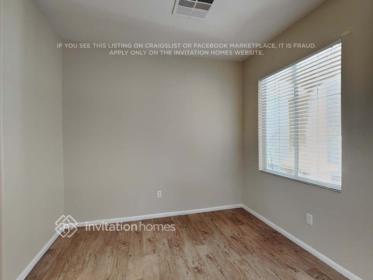 7361 Arlington Garden St - Photo 7 of 20