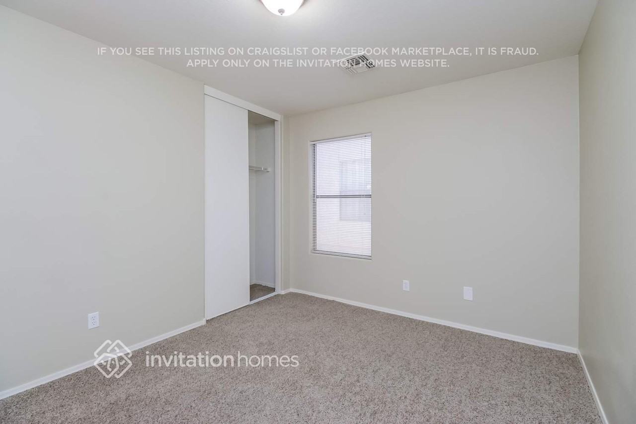 1715 E Desert Moon Trl - Photo 7 of 16