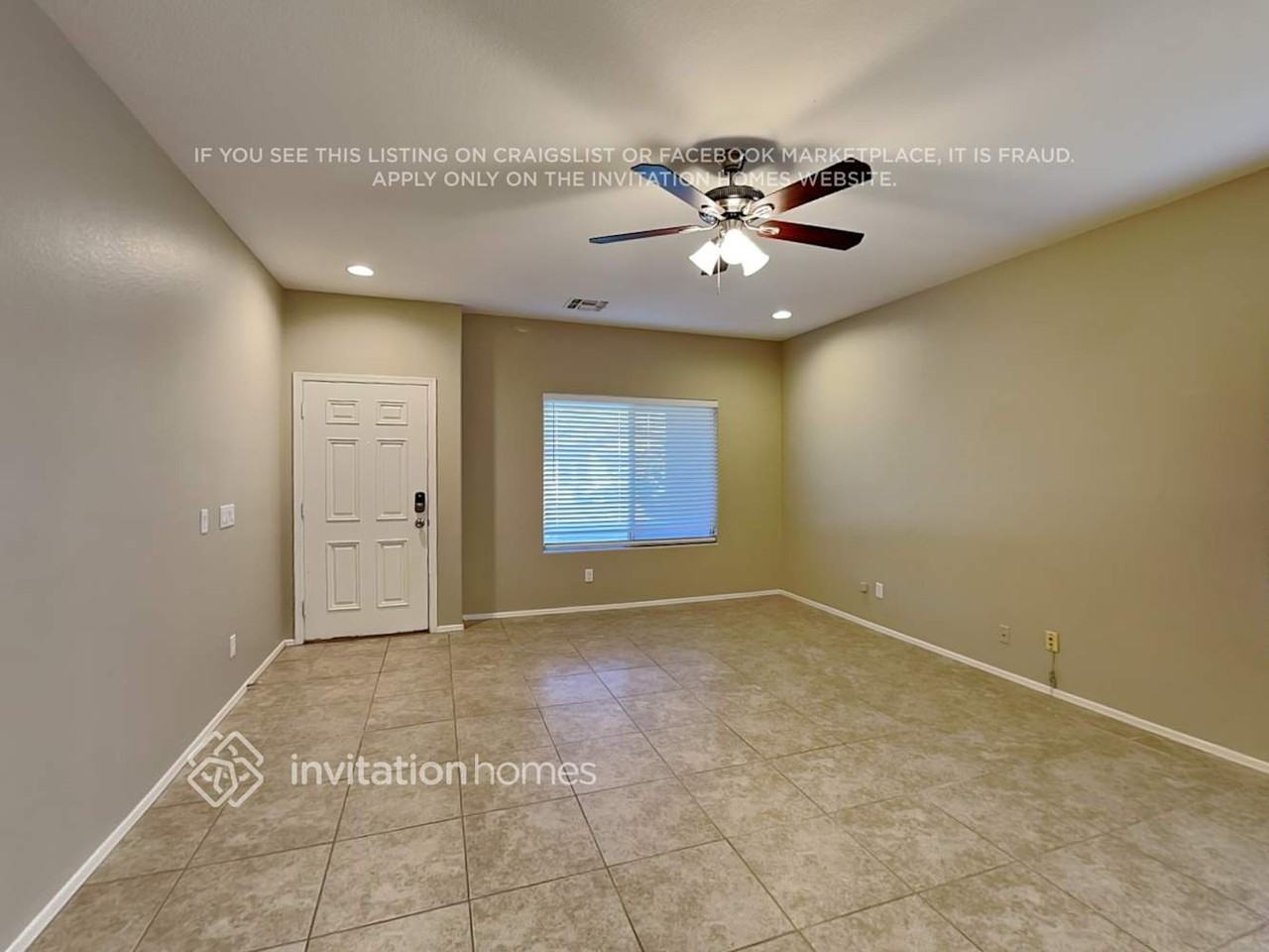 3717 E Remington Dr - Photo 3 of 17