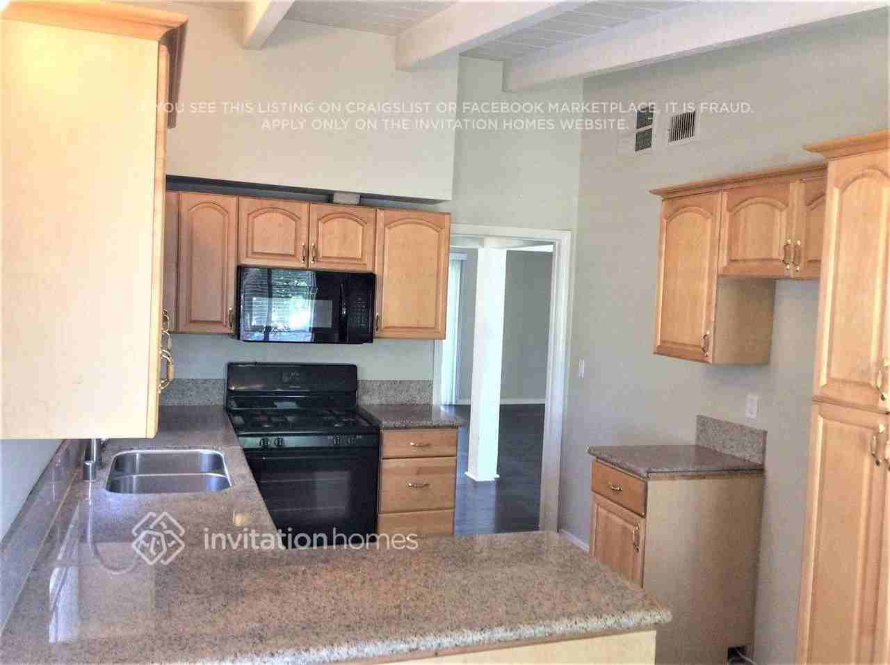 7715 Bluebell Ave - Photo 7 of 17