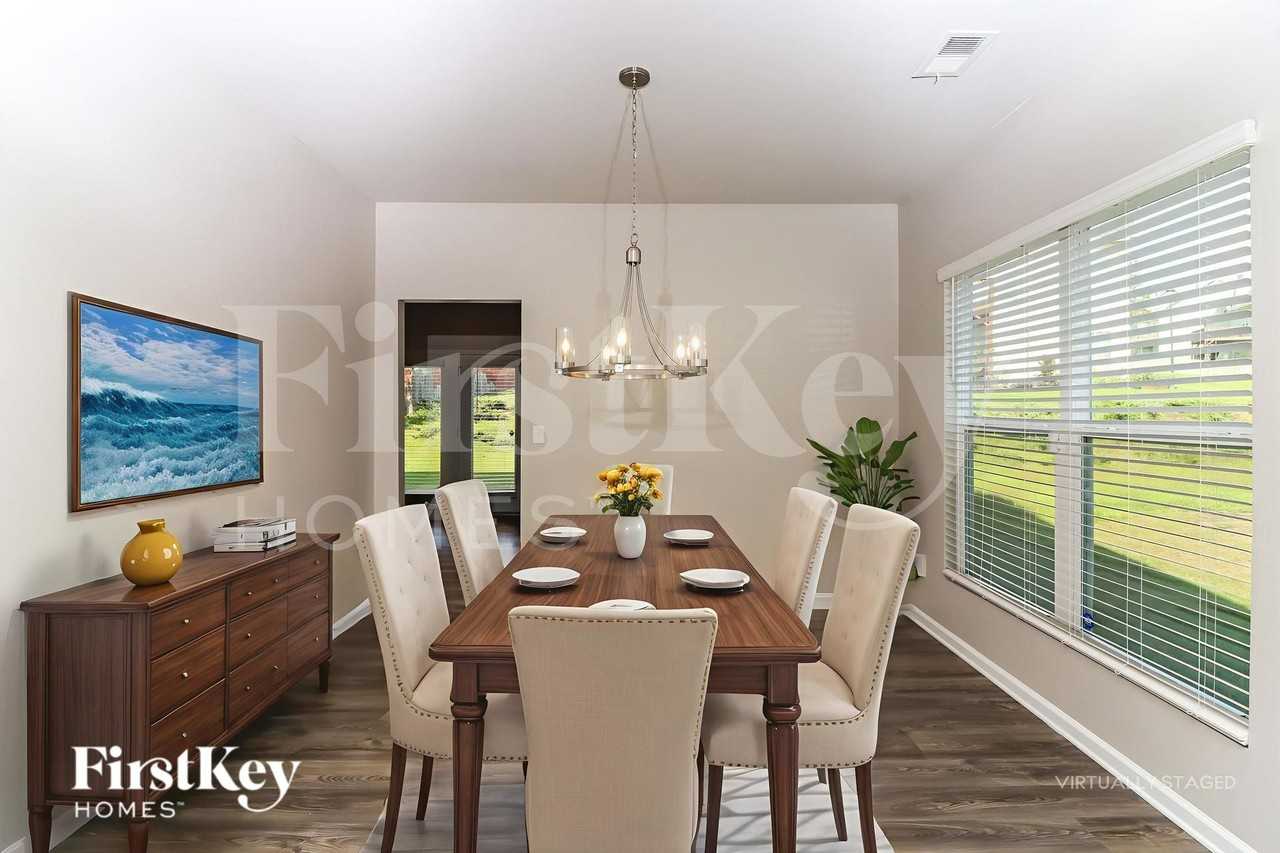 210 Omega Ct - Photo 6 of 19