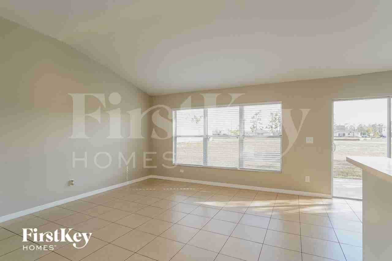 25453 Bandito Ct - Photo 3 of 15