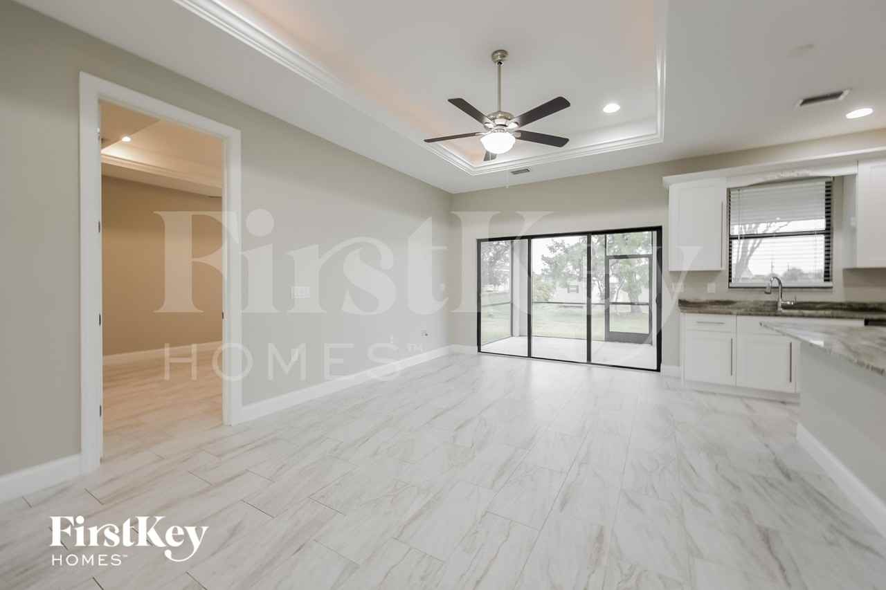 4027 25th St Sw - Photo 3 of 15