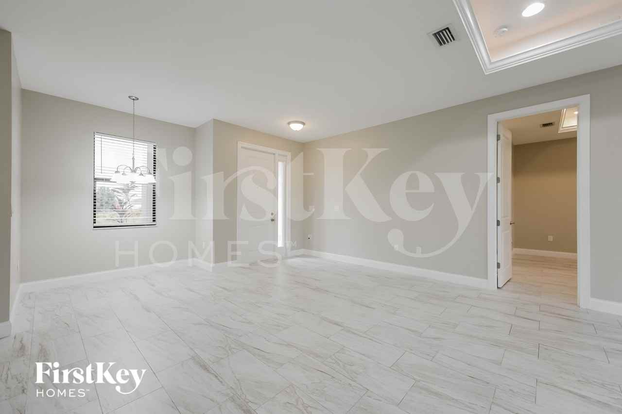 4027 25th St Sw - Photo 5 of 15