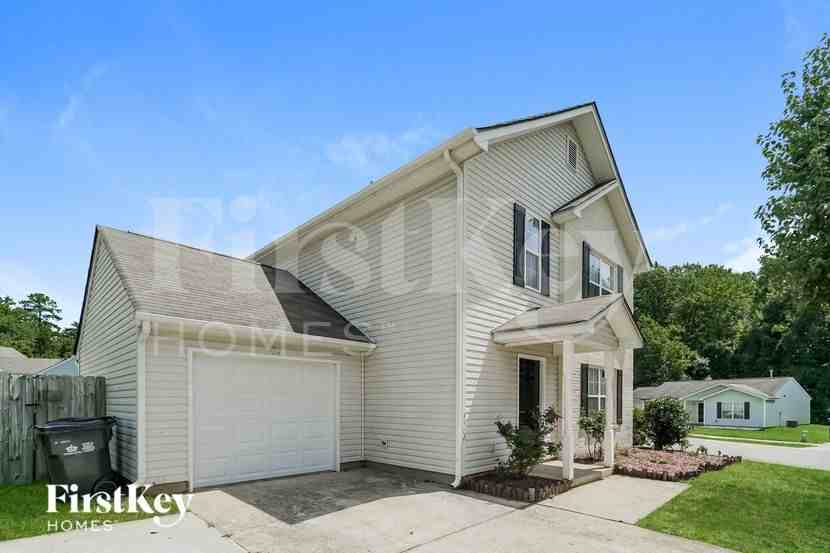 3302 Nevin Brook Rd - Photo 3 of 15