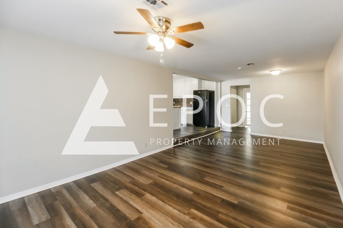742 Highland Pkwy - Photo 5 of 15