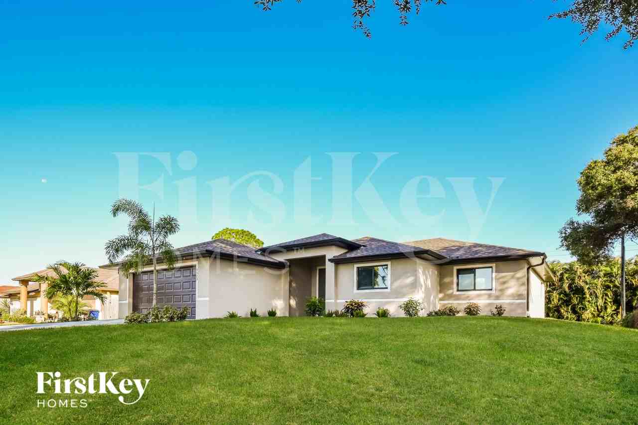 9023 Caloosa Rd - Photo 2 of 15
